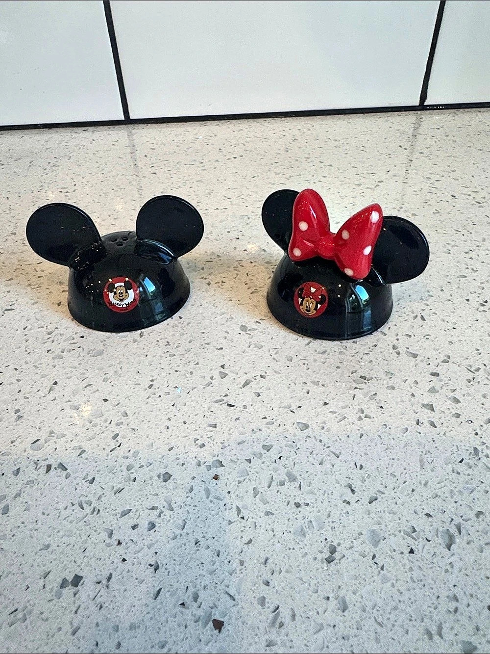 Disney Mickey and Minnie Mouse figurines Black & Red salt, and pepper Set